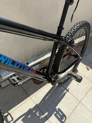 Bicicleta Wildtrack Montaña Negra/Azul