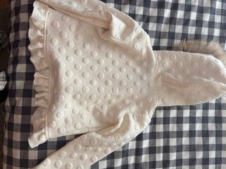 Sudadera con capucha y pelo natural