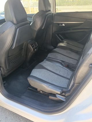Peugeot 5008 2019
