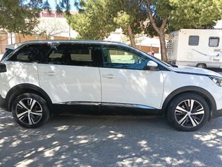 Peugeot 5008 2019