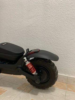 Patinete Eléctrico Scooter con Luces LED