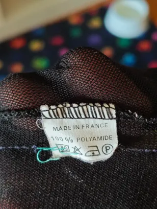 Camiseta cuello alto multicolor