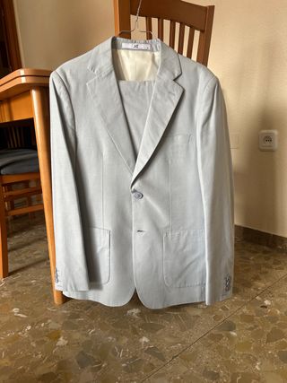 Traje JVZ azul celeste