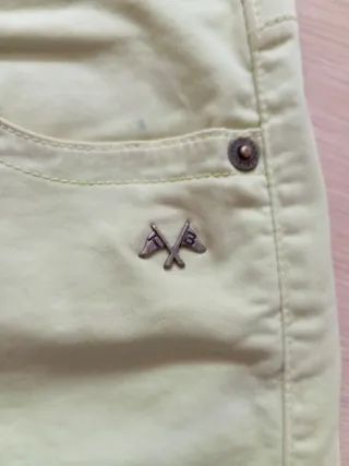 Conjunto Top Blanco y Pantalón Verde