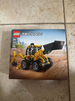 LEGO Technic 42197 Backhoe Loader