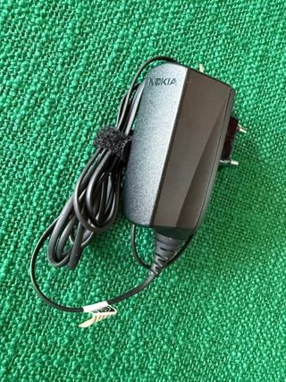 Nokia N70 con scatola e accessori