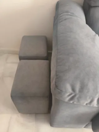 Sofá chaise longue gris terciopelo