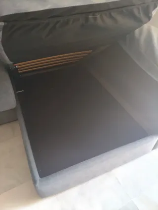 Sofá chaise longue gris terciopelo