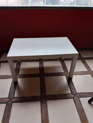 Mesa de centro blanca