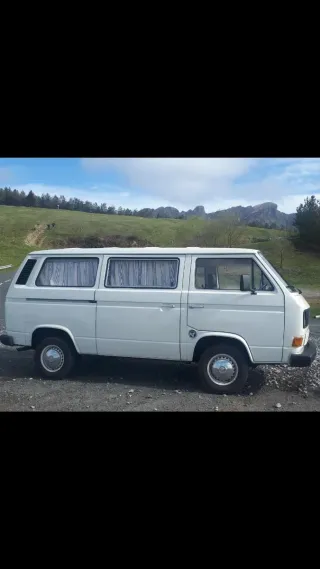 Volkswagen Caravelle 1987 camperizada.