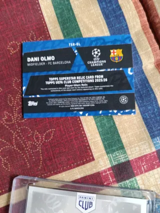 Cromos FC Barcelona Dani Olmo y R. Araujo