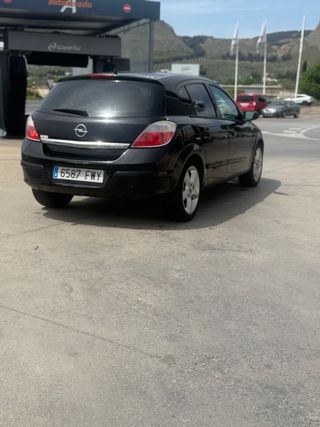 Opel Astra 2007