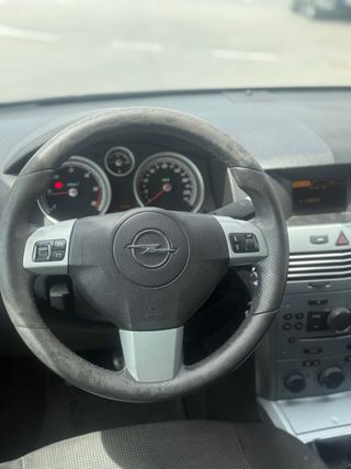 Opel Astra 2007