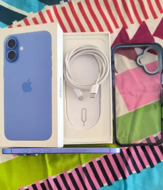iPhone 16 Plus Azul