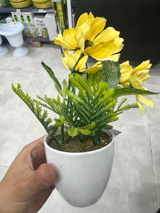 Planta artificial flores amarillas