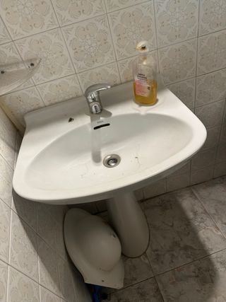 Lavamanos y Taza WC “ROCA” Cerámica Blanca.