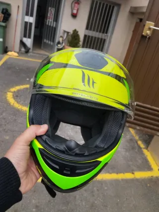 Casco niño MT Thunder amarillo  Talla L  53-54