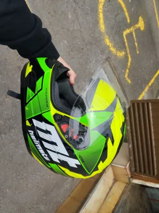 Casco niño MT Thunder amarillo  Talla L  53-54