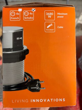 Enchufe vertical ORNO para escritorio