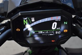 Kawasaki Z650 Negra/Verde