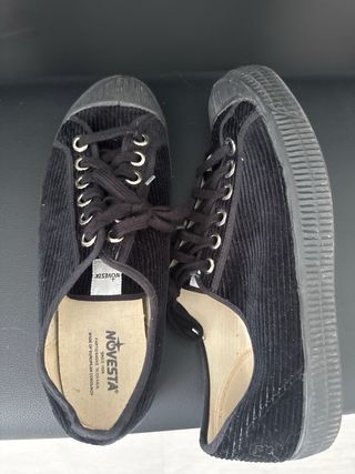 Zapatillas Novesta Corduroy Negro Hombre