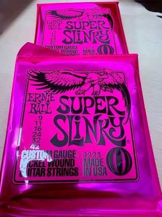 Cuerdas Guitarra Eléctrica Ernie Ball Super Slinky