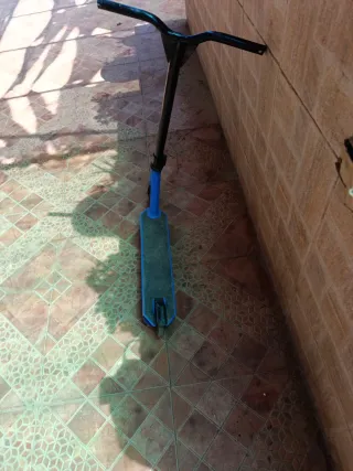 Patín azul