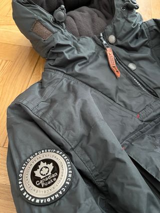 Abrigo Canadian Peak Gris Talla M