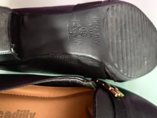 Zapatos Piccadilly Negros con Detalle Dorado T 38
