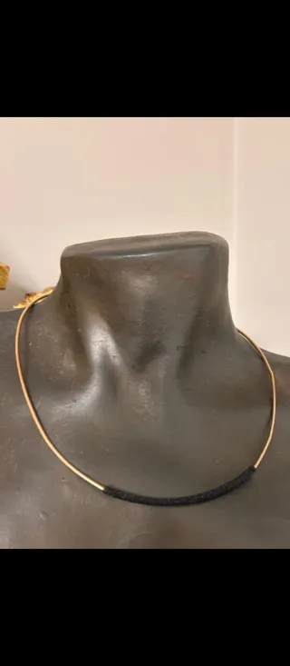 Gargantilla Pesavento