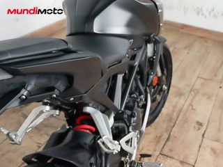 HONDA CB 125 R