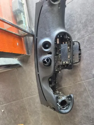 Salpicadero Smart 453
