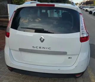 Renault Grand Scenic 2015