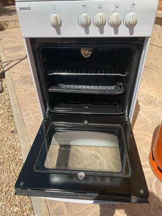 Cocina de gas butano Beko