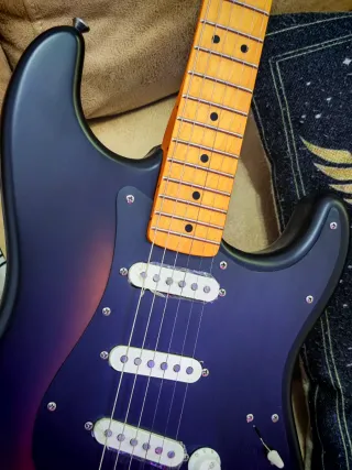 Squier 40th Stratocaster Anniversary Tobacco Aged