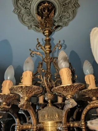 Lámpara de techo dorada de  bronce