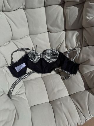 Top Bershka Pata de Gallo Tirantes