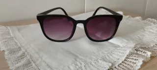 Gafas de sol grandes negras degradadas