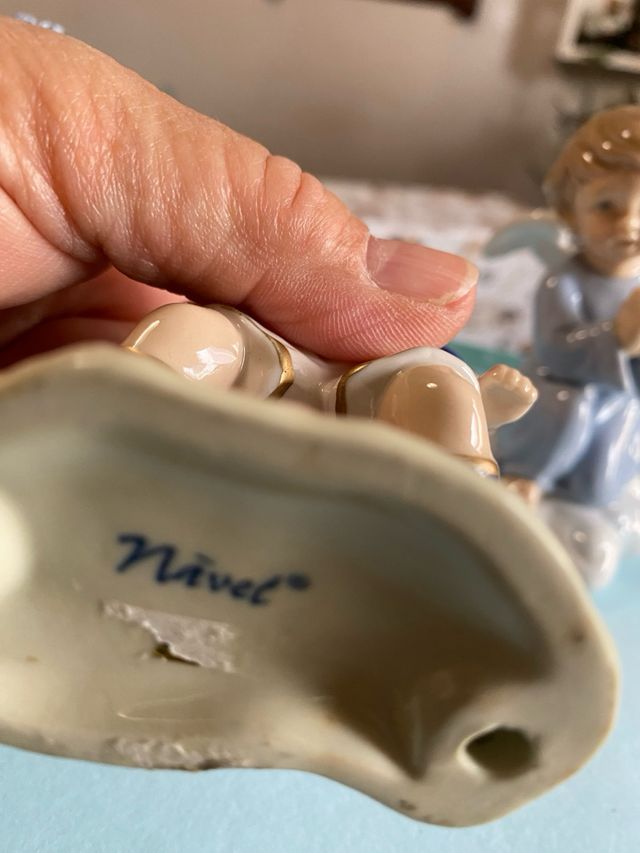 Lote figuras porcelana niño ángel futbolista
