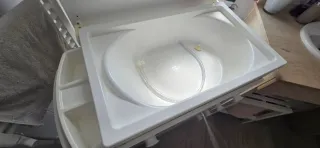 Cómoda cambiador bebé con bañera