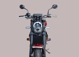 Benelli Leoncino 250 Roja y Negra