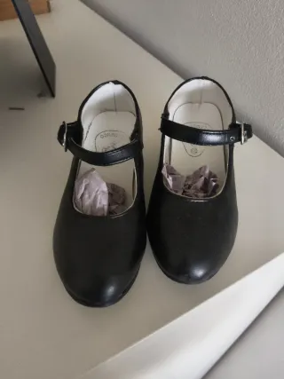 Zapatos Flamenca Niña Tacón Negro número 25
