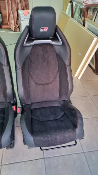 Asientos Toyota Yaris GR