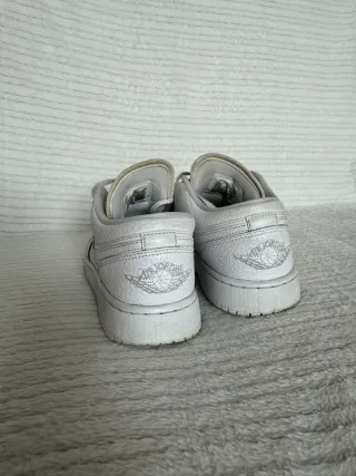 Nike Air Jordan 1 Low Blancas Talla 37.5