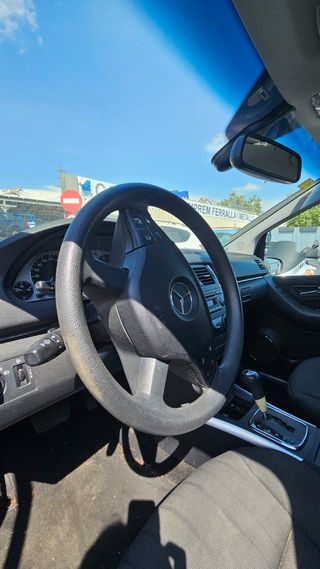 Despiece Mercedes-Benz B-200 2007