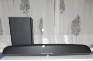 Barra de sonido TCL con subwoofer