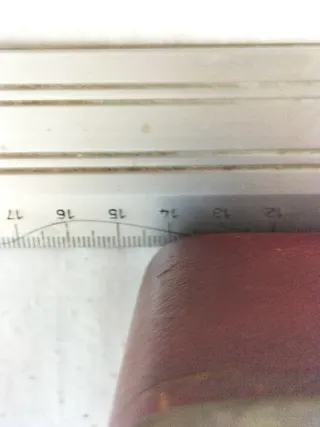 Caja antigua francesa de cuero forrada en seda