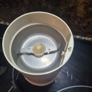 Molinillo de café Braun eléctrico 220w.