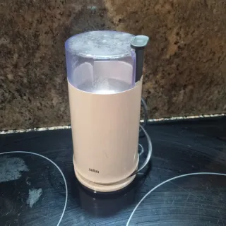 Molinillo de café Braun eléctrico 220w.
