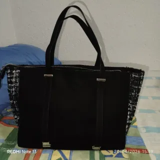 Bolso negro con detalles tweed